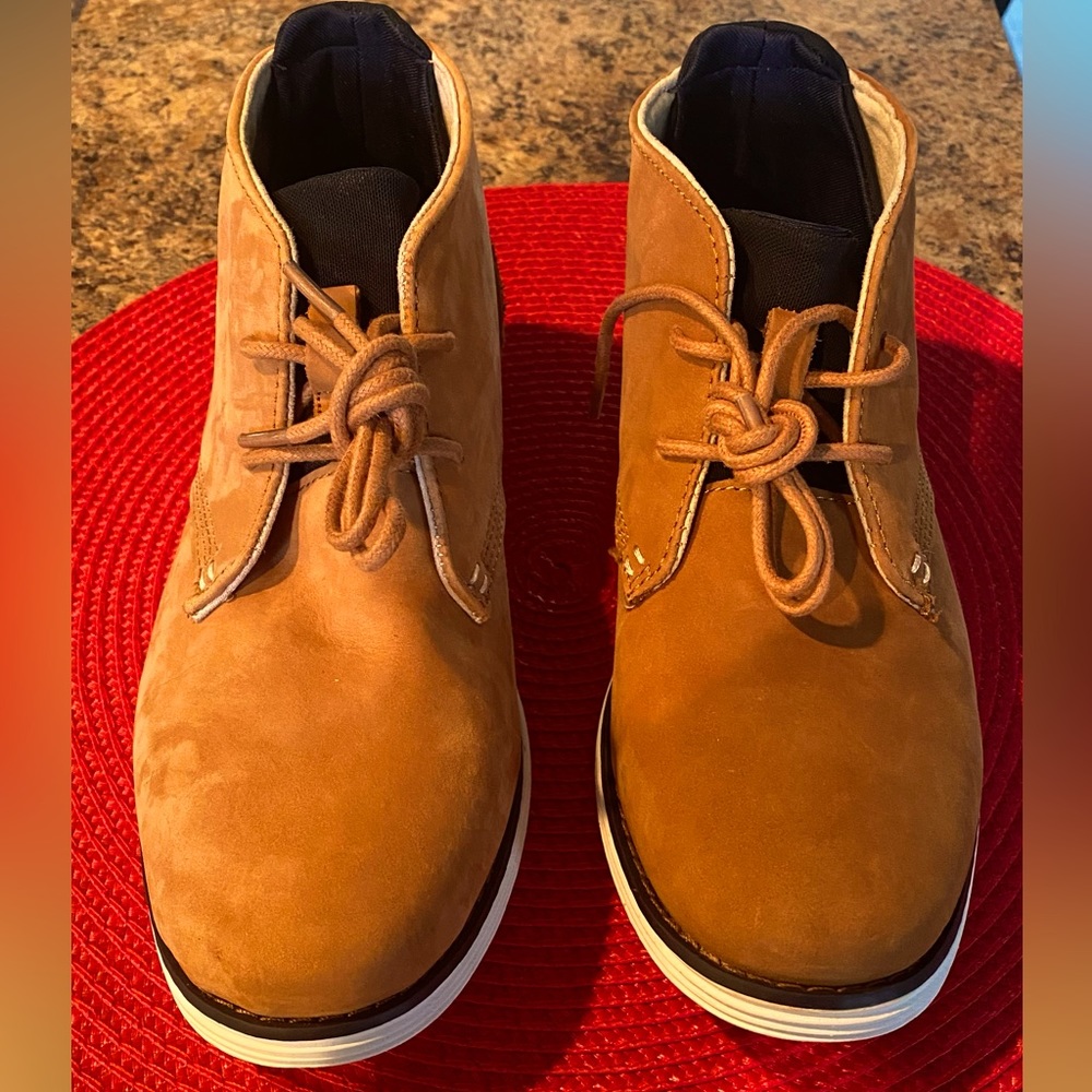 Kenneth Cole Reaction New York
Men's Black Abie Desert Mario Chukka Cognac Boot